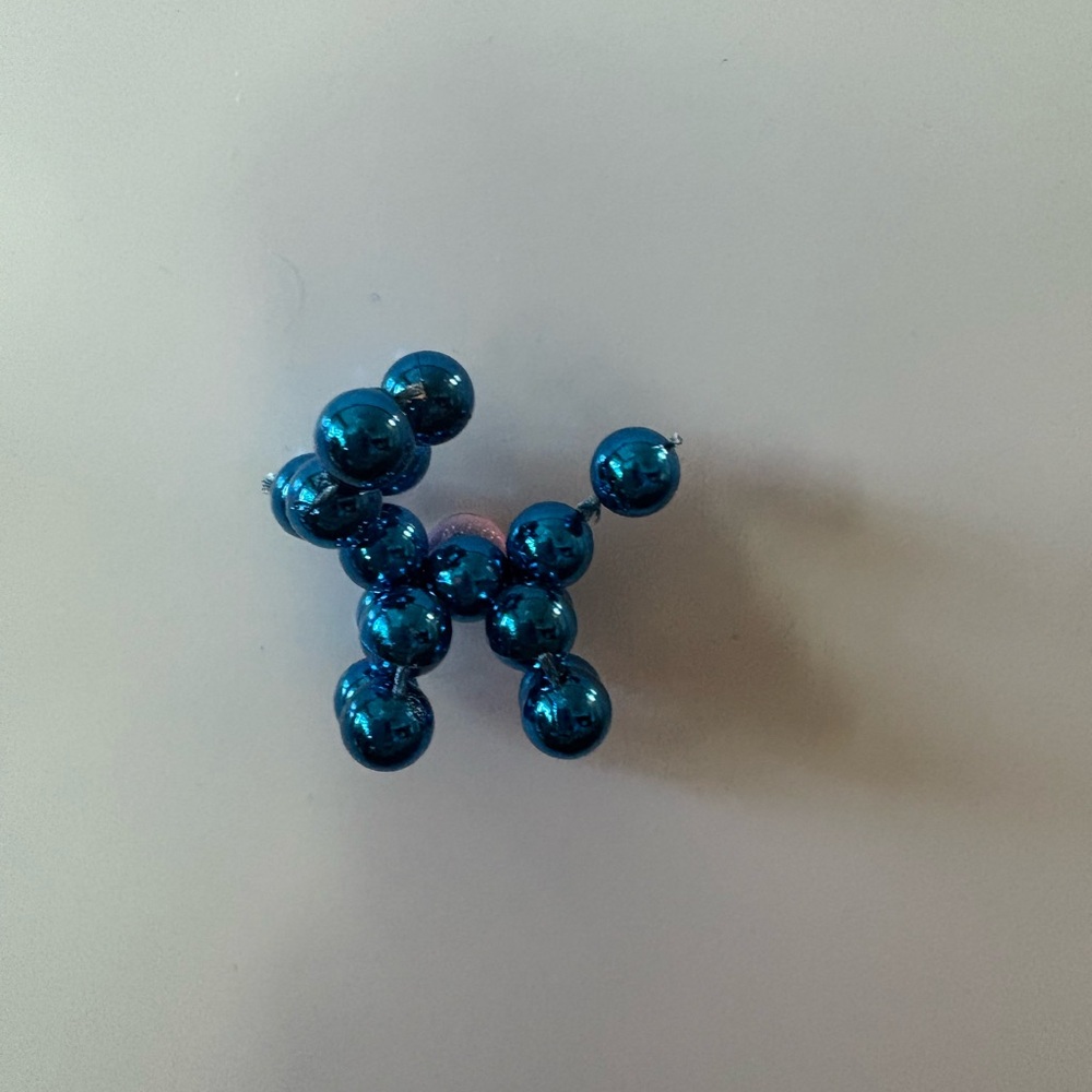 Handmade Balloon Dog Magnet Set - Picture 5 of 5